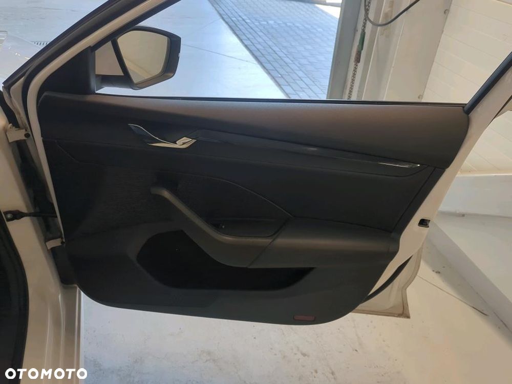 Skoda Octavia 1.5 TSI ACT Ambition - 27