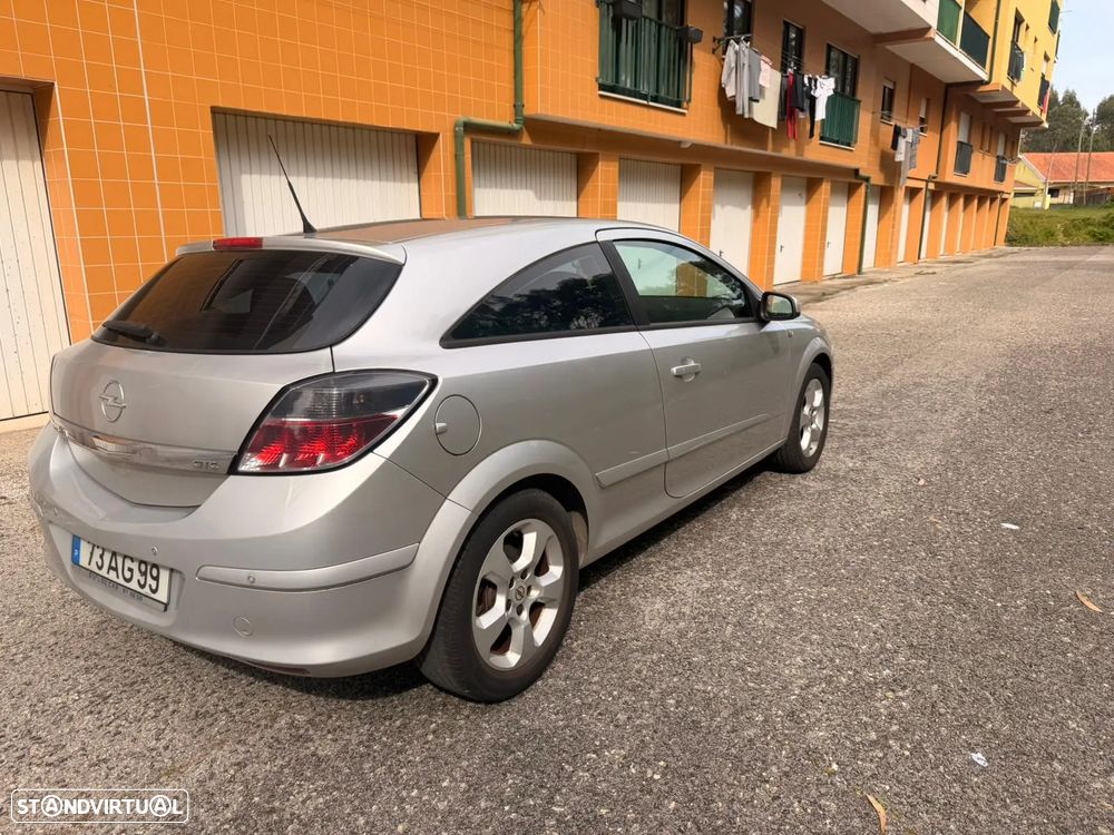 Opel Astra GTC 1.3 CDTI - 2