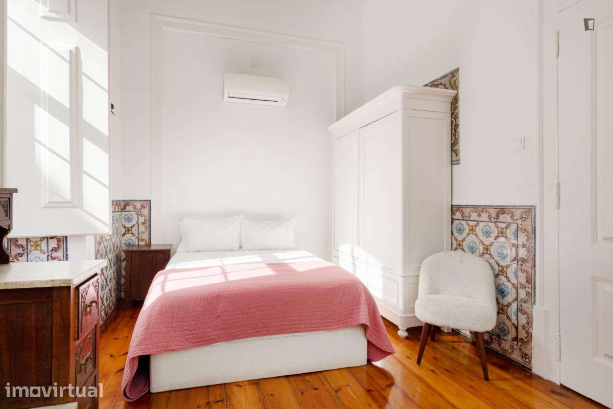 Apartamento com 4 quartos - localizado em Bairro Alto Lisbon - Grande imagem: 3/50