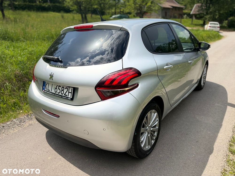 Peugeot 208 PureTech 82 Start & Stop Style - 5