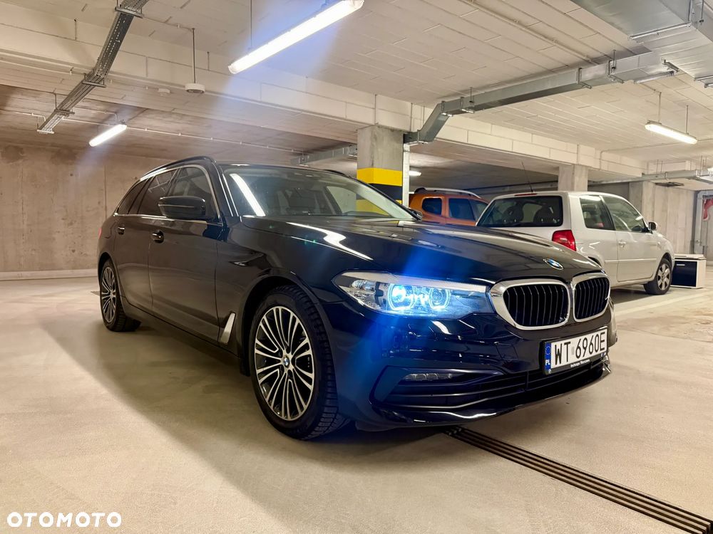 BMW Seria 5 518d Sport Line - 28