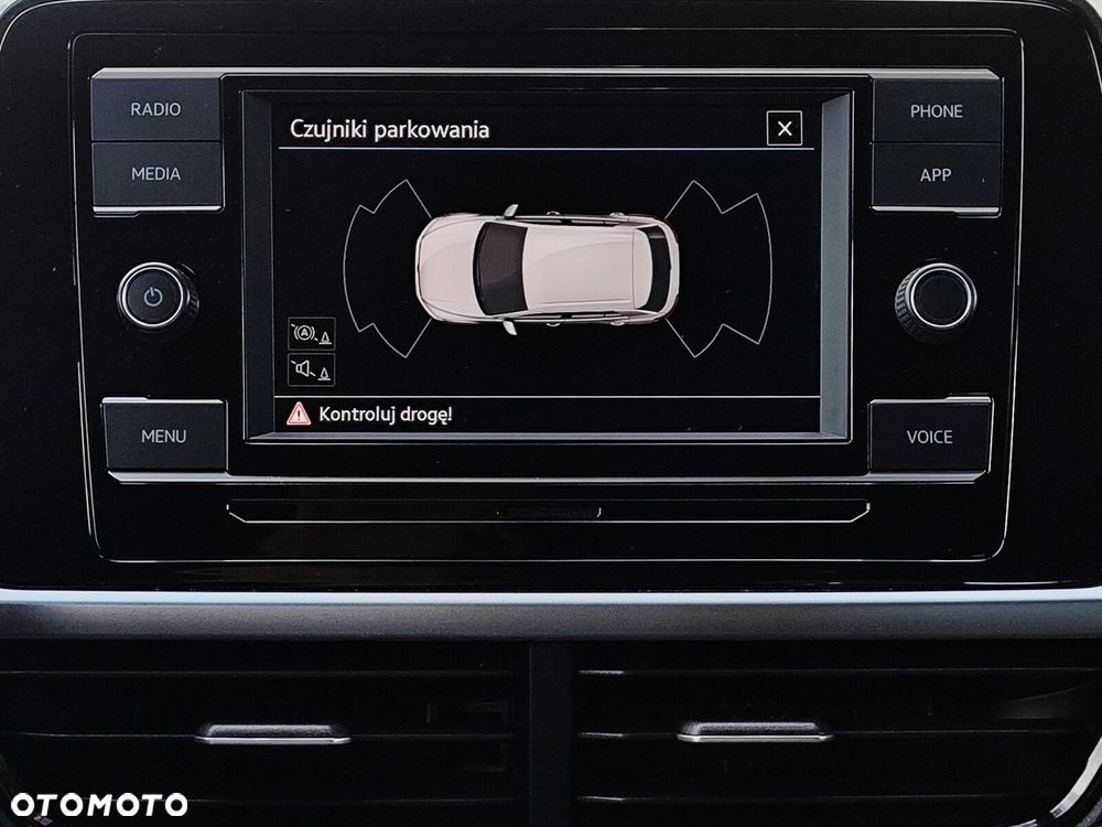 Volkswagen T-Roc - 32