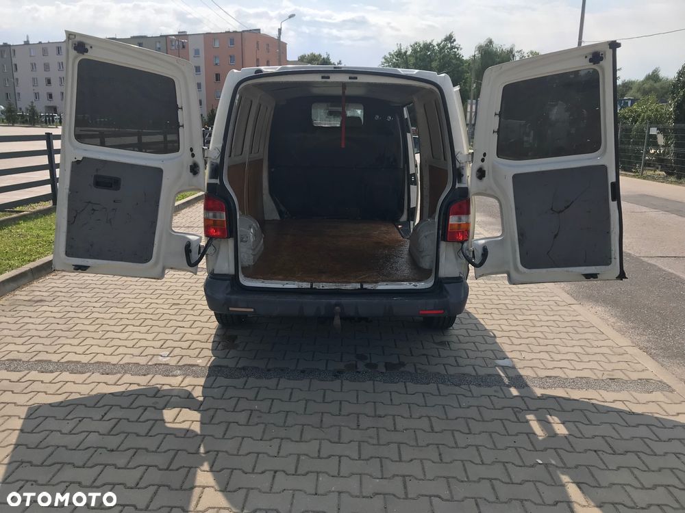 Volkswagen Transporter - 11