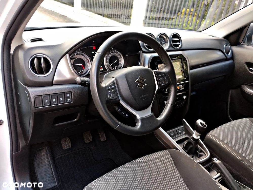 Suzuki Vitara - 7