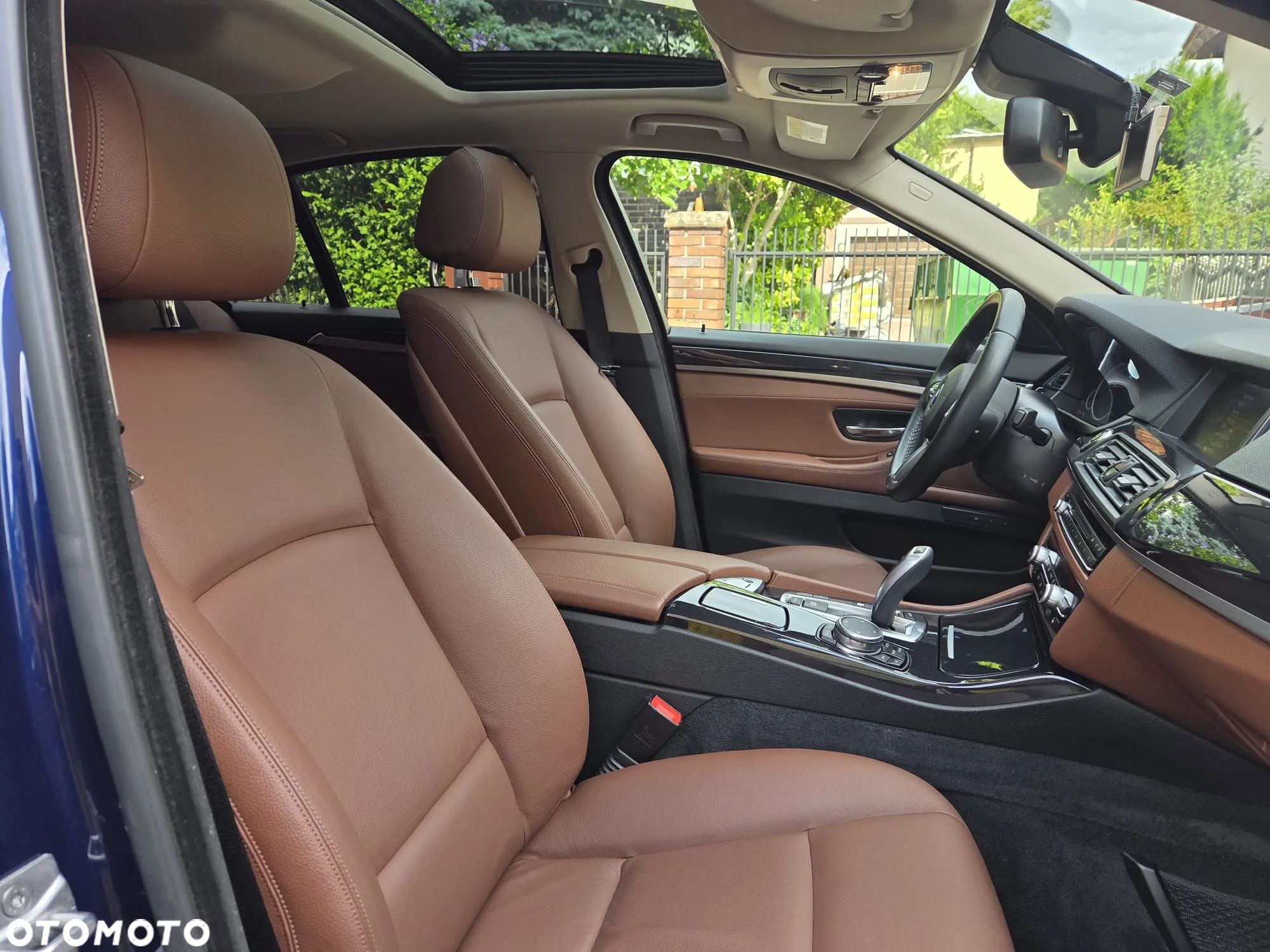 BMW Seria 5 520d M Sport - 12