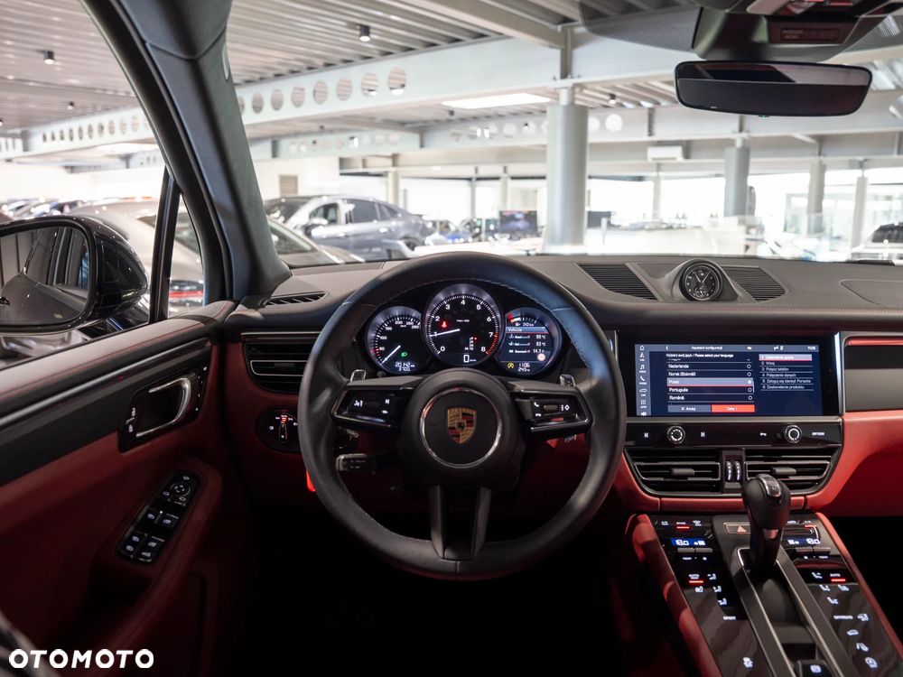 Porsche Macan Standard - 18