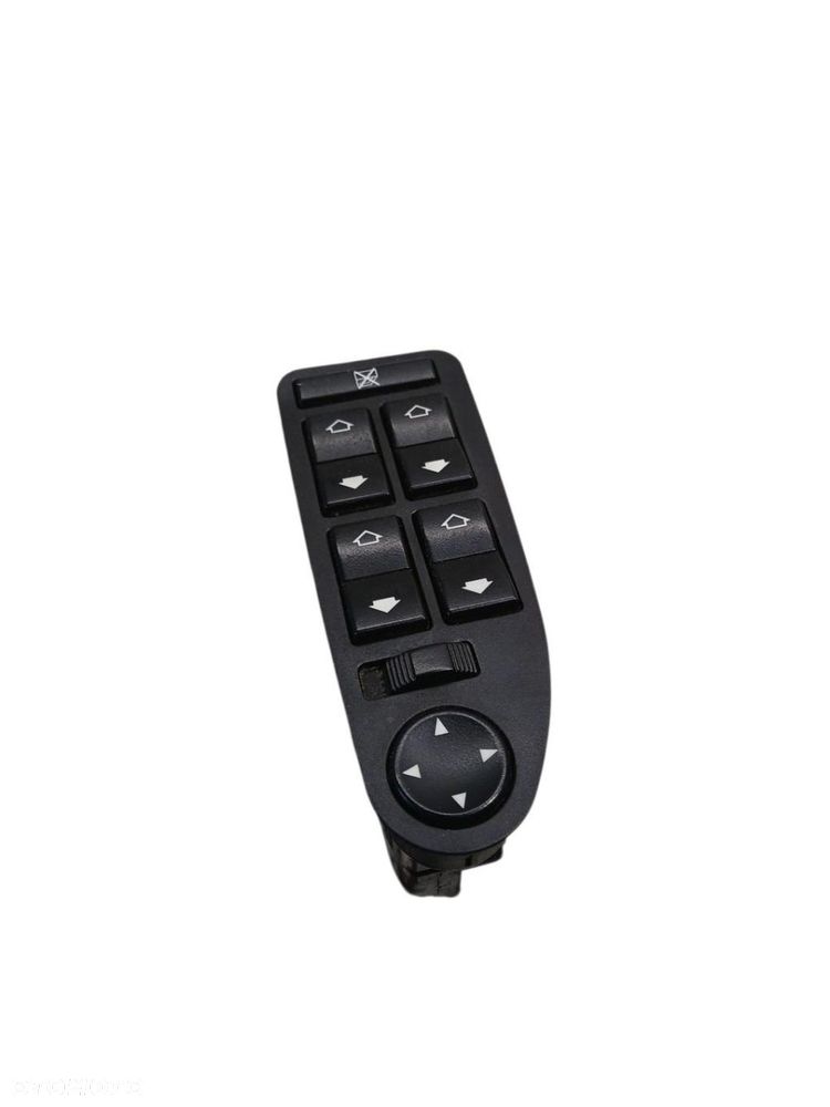 PANEL PRZYCISKI SZYB LUSTEREK LEWY PRZÓD BMW E39 8368966 E39 - 1