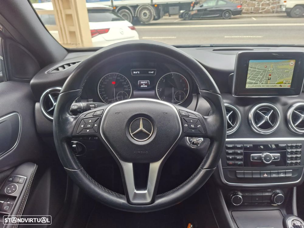 Mercedes-Benz A 180 - 33