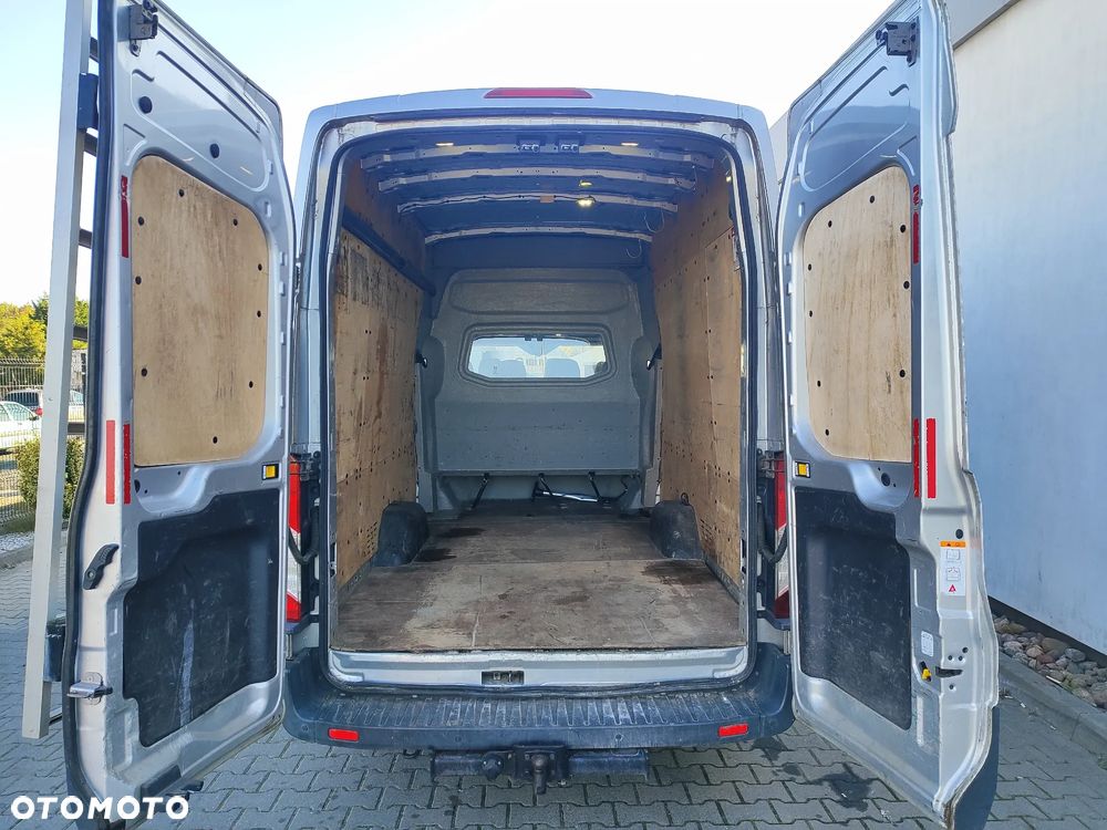 Ford Transit - 19