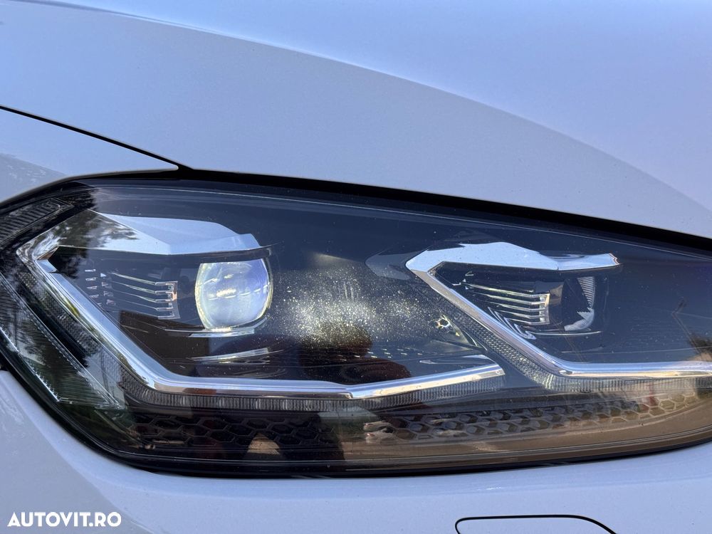 Volkswagen Golf 1.5 TSI OPF R-Line - 11