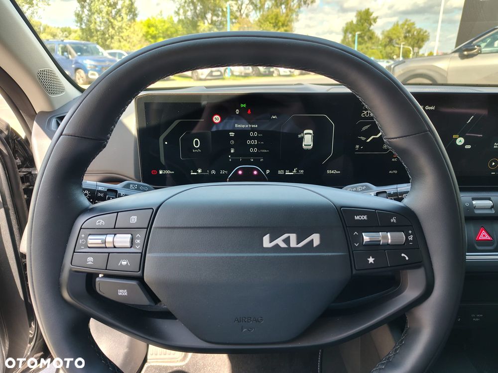 Kia K4 - 14