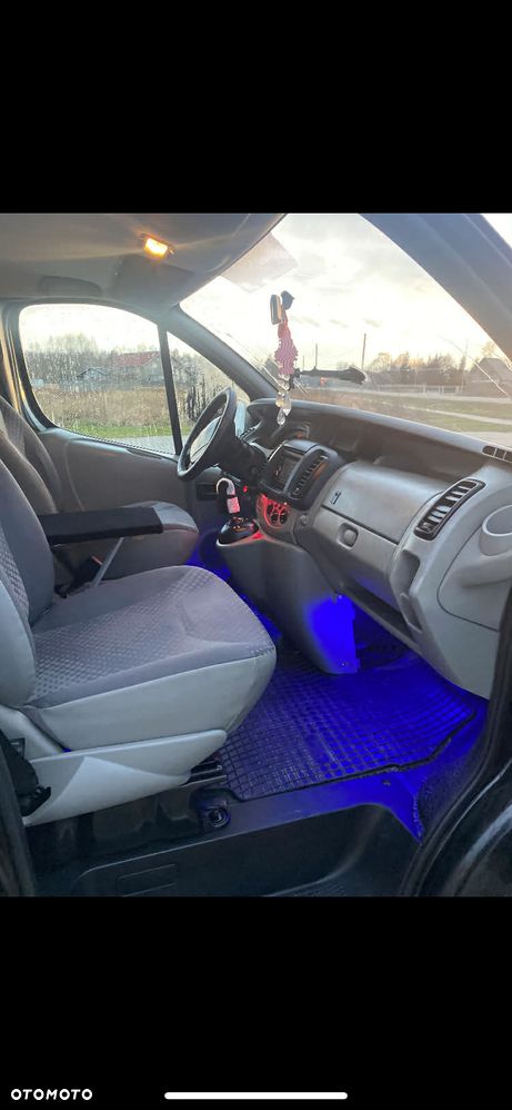 Renault Trafic - 7