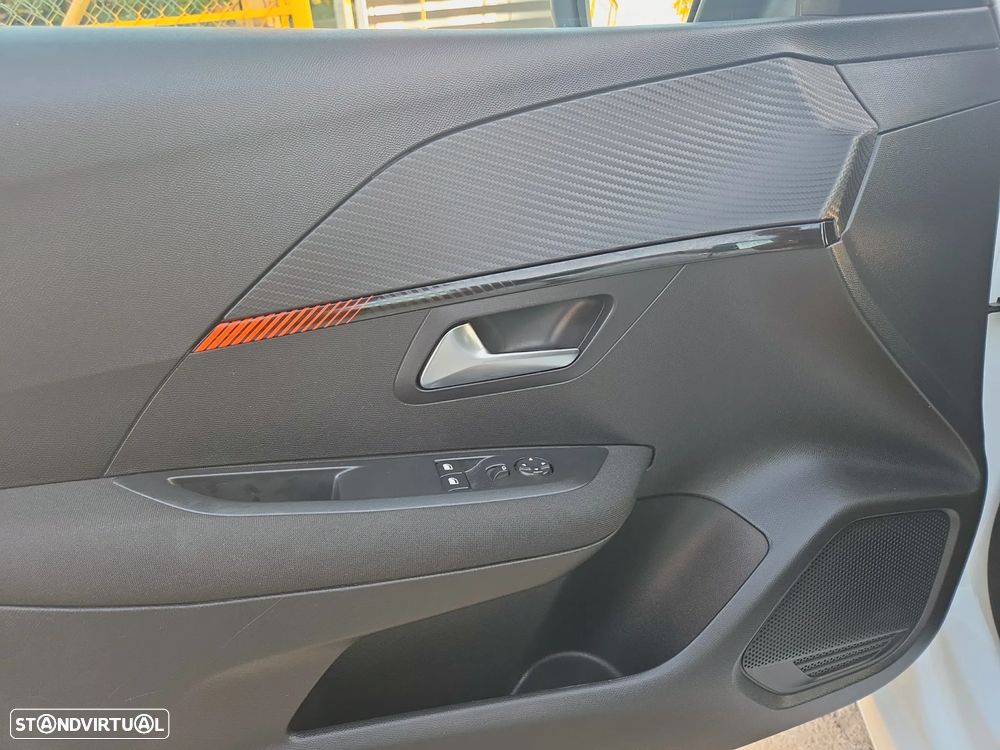 Peugeot 208 1.2 PureTech Active - 27