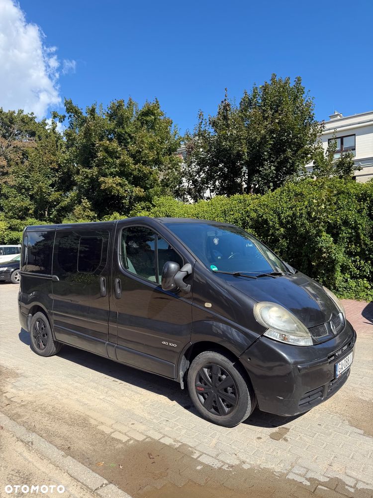 Renault Trafic Passenger - 3