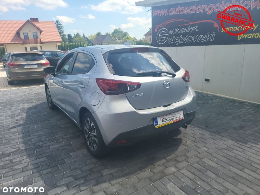 Mazda 2 - 8