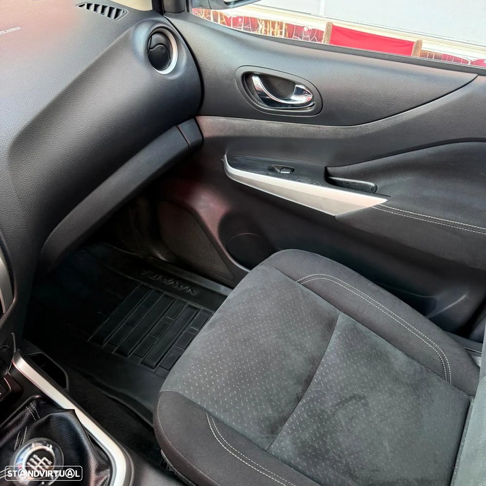 Nissan Navara 2.3 dCi CD 4WD N-Connecta - 14