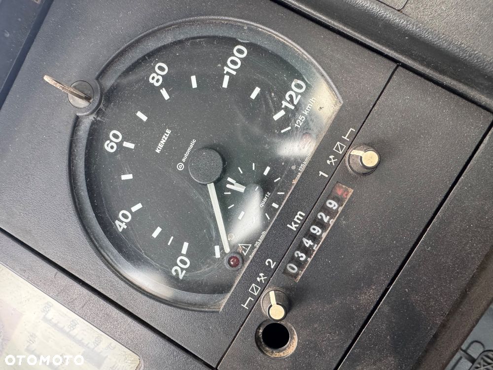 Mercedes-Benz Unimog U90 2000 r. Wywrotka 3 str 2 x WOM 4x4 Hydraulika Tylko 34 tys km Specjalny - 28