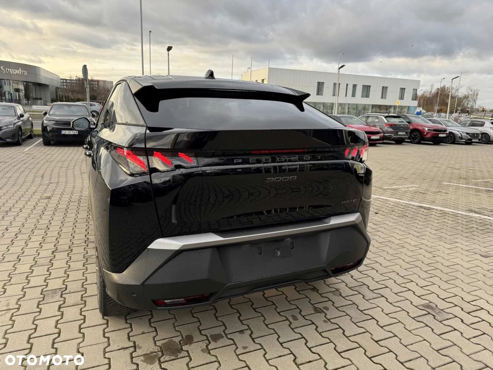 Peugeot 3008 1.2 PureTech mHEV GT E-DCS6 - 8