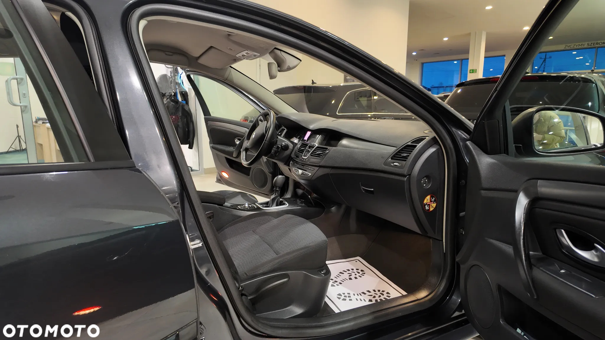 Renault Laguna 2.0 dCi Limited - 23