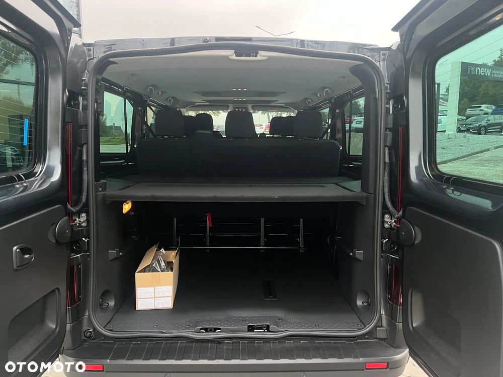 Renault Trafic - 17