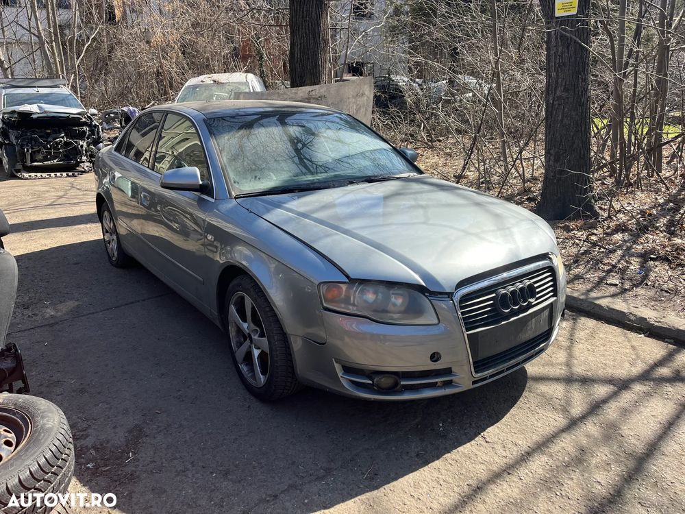 Dezmembrez Audi A4 B7 2.0 TDI 2006 gri inchis BLB
