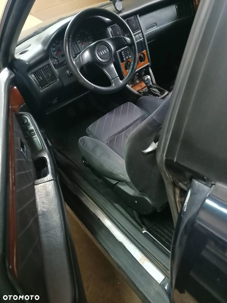 Audi 80 2.8 E - 2