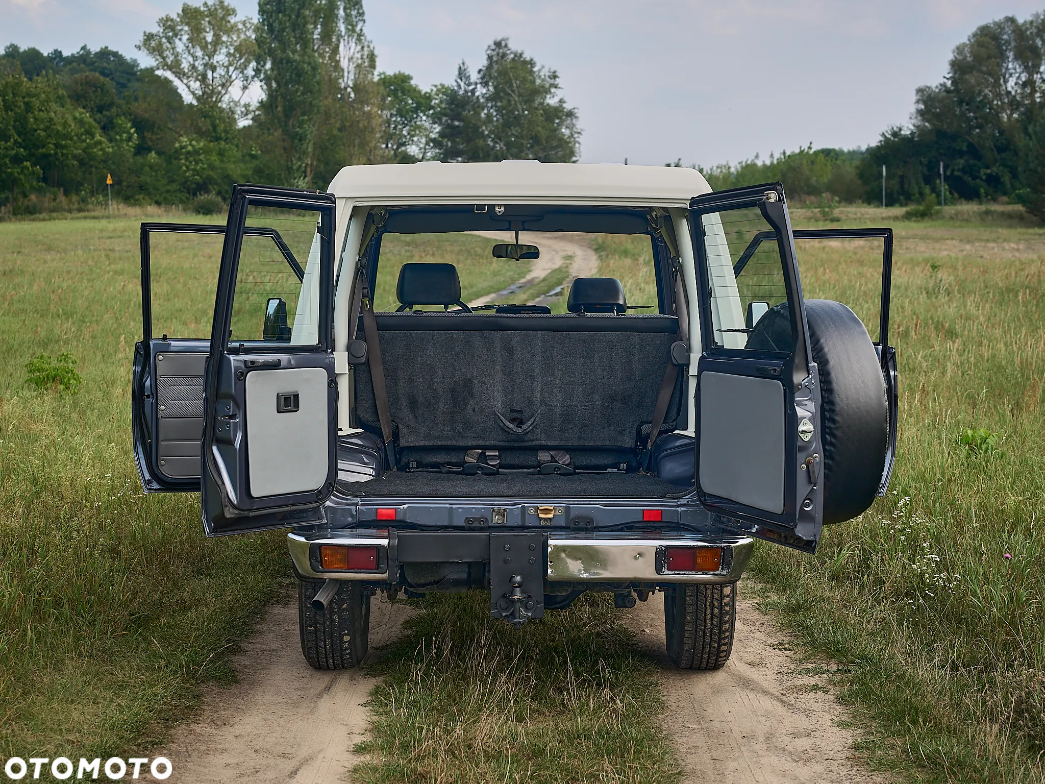 Toyota Land Cruiser LJ73 Turbo - 17