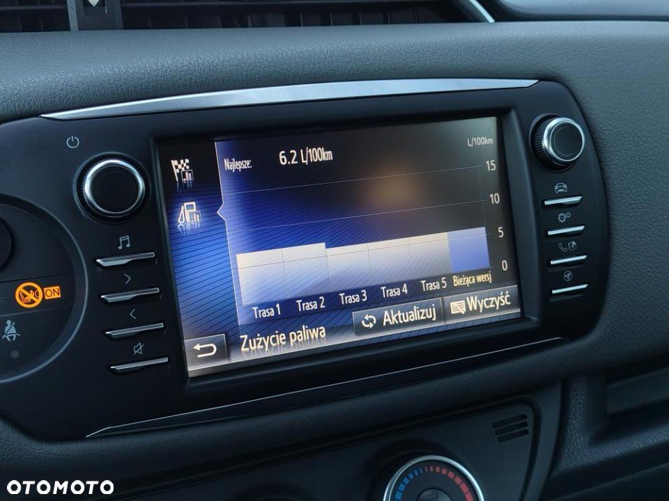 Toyota Yaris - 35