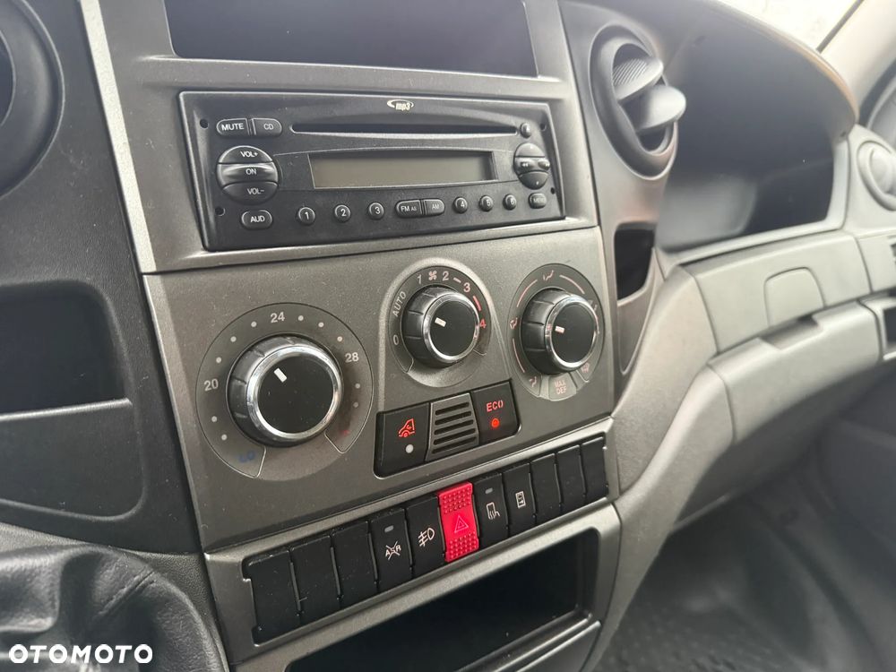Iveco Daily 35S11 - 14