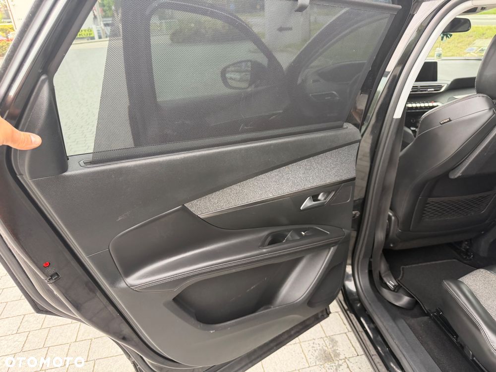 Peugeot 5008 1.6 BlueHDi Style 7os - 17