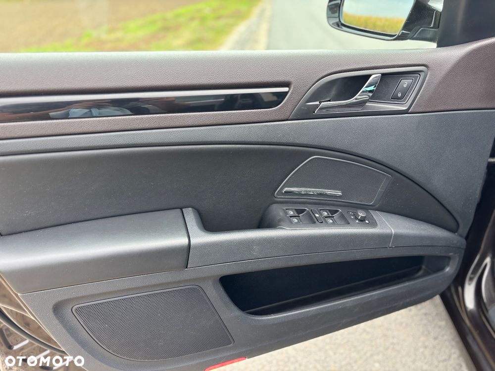 Skoda Superb 2.0 TDI Green tec L&K - 15