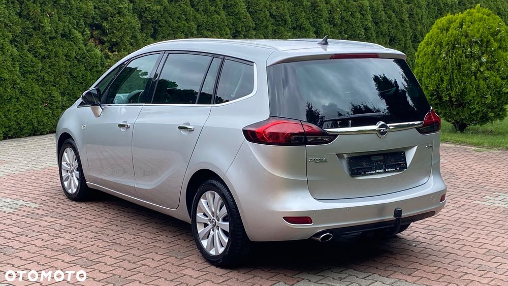Opel Zafira - 9