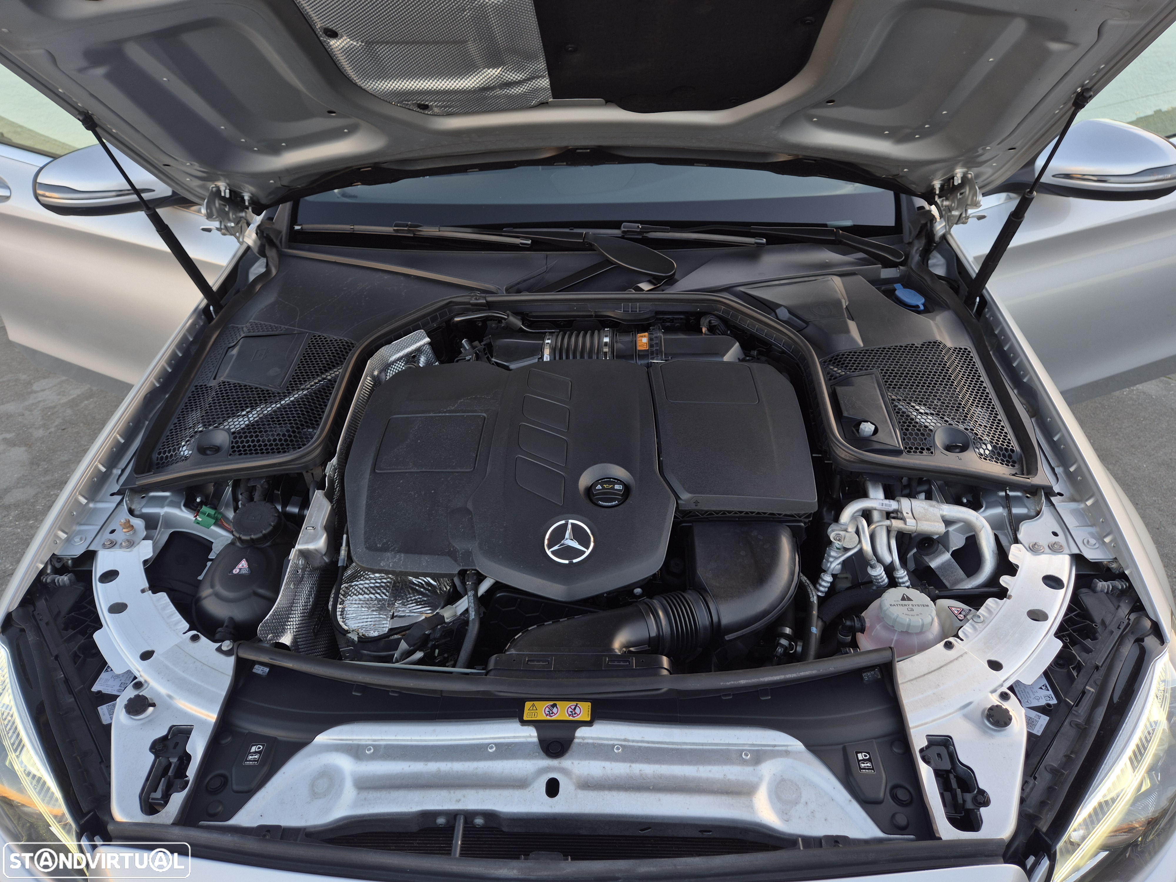 Mercedes-Benz C 300 de AMG Line - 38