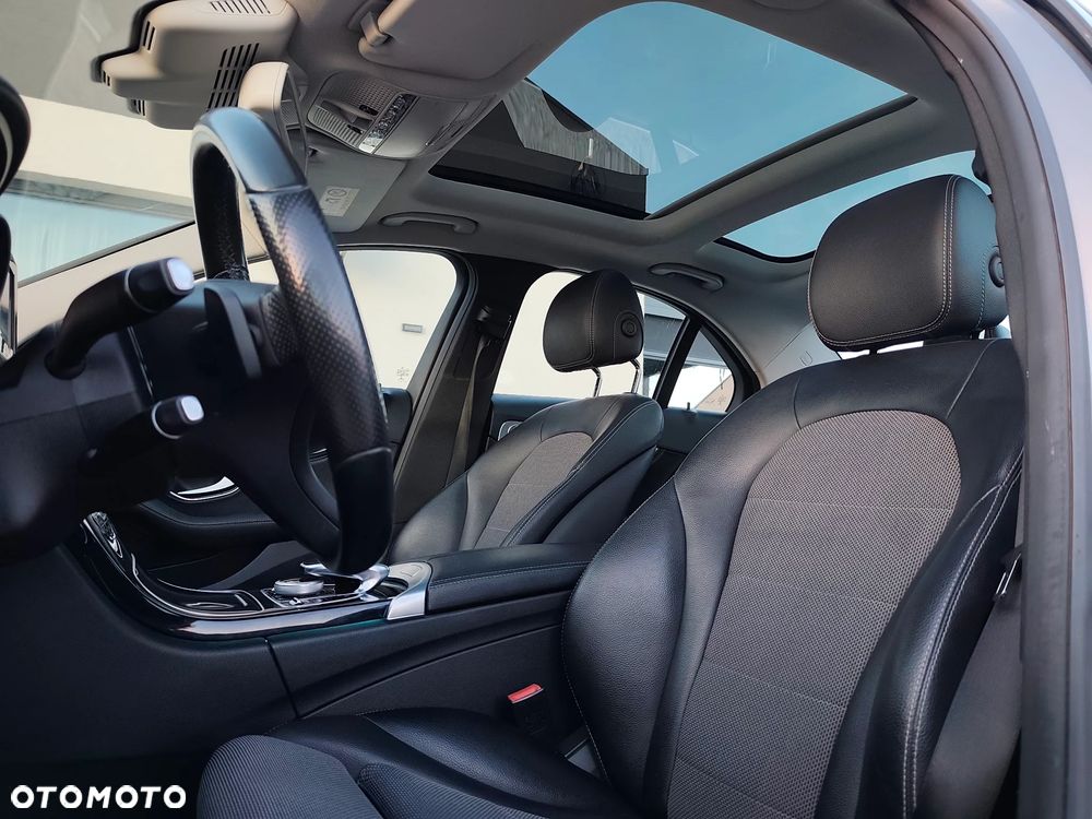 Mercedes-Benz Klasa C 250 7G-TRONIC Avantgarde - 21