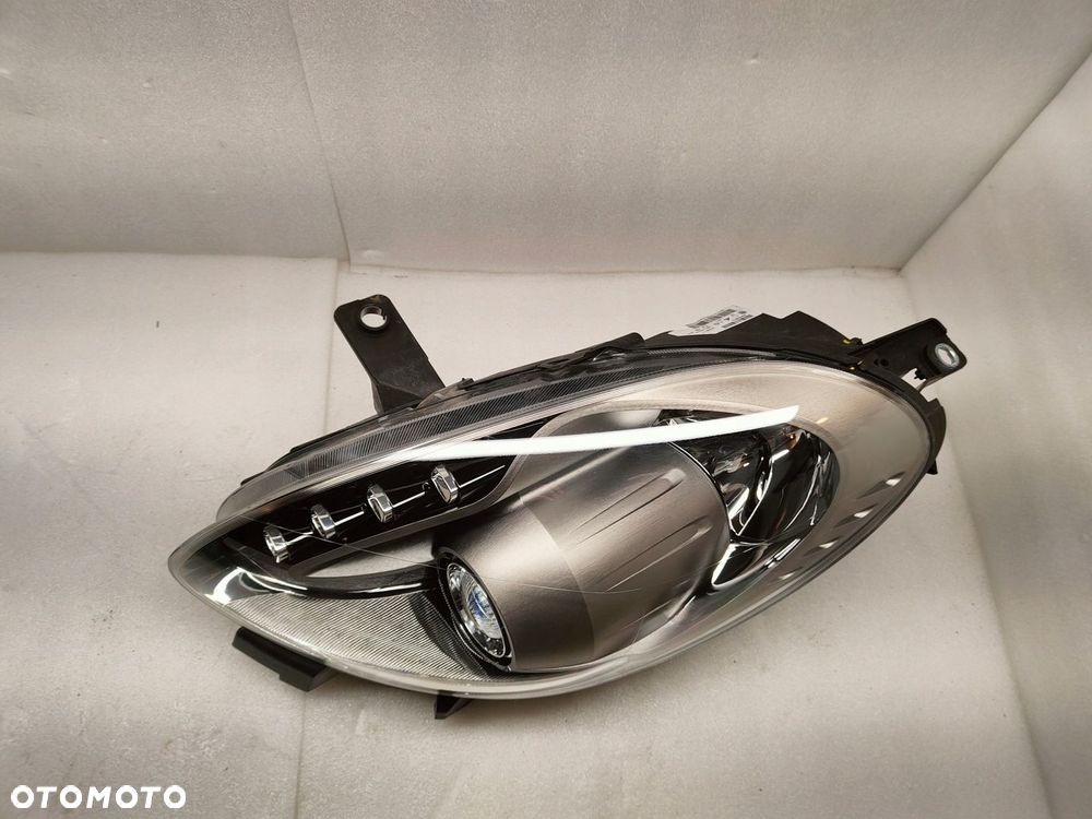 ALFA ROMEO GIULIETTA SOCZEWKA Z LED LAMPA LEWY PRZÓD 00505465710 - 2