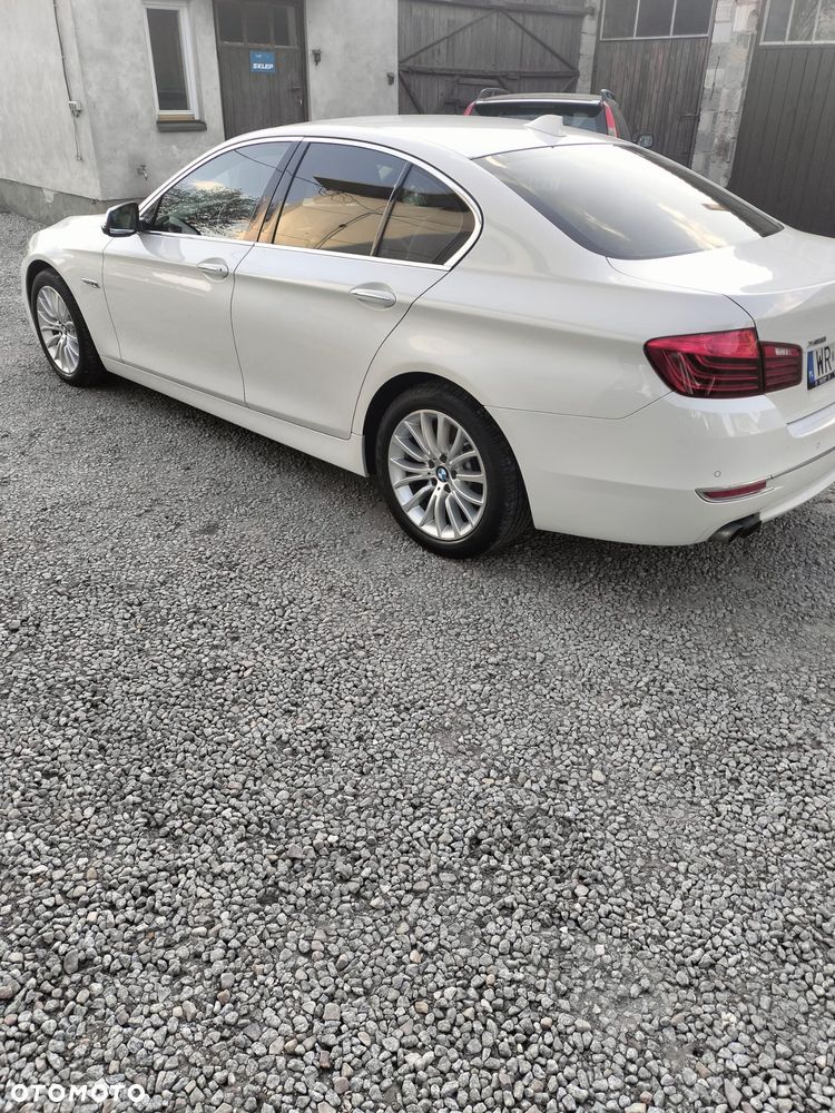BMW Seria 5 520d xDrive - 15