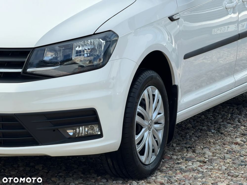 Volkswagen CADDY MAXI ORYGINAŁ KOMBI VAN MINIBUS 5 Osobowy 2x Boczne drzwi + tylne 2 skrzydłowe, Mocny 2.0TDI DFSD Euro6, Alarm, Czujniki cofania, Servotronic, Awaryjne ham.. ANB, Spec. wyciszenie, Bezwypadkowy pełen serwis ZADBANY ! Podwójne resory tylnej osi - WZMOCNIONE ZAWIESZENIE KOŁA 16' ! MODEL 2020 - 12