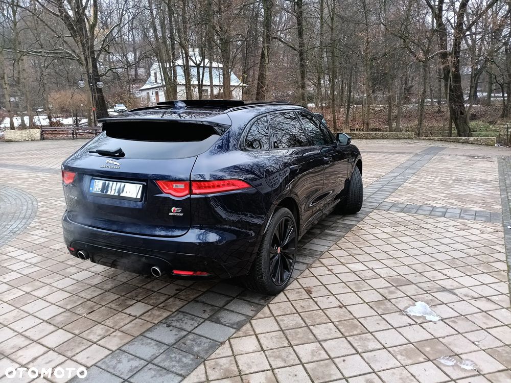 Jaguar F-Pace 3.0 V6 AWD S - 4