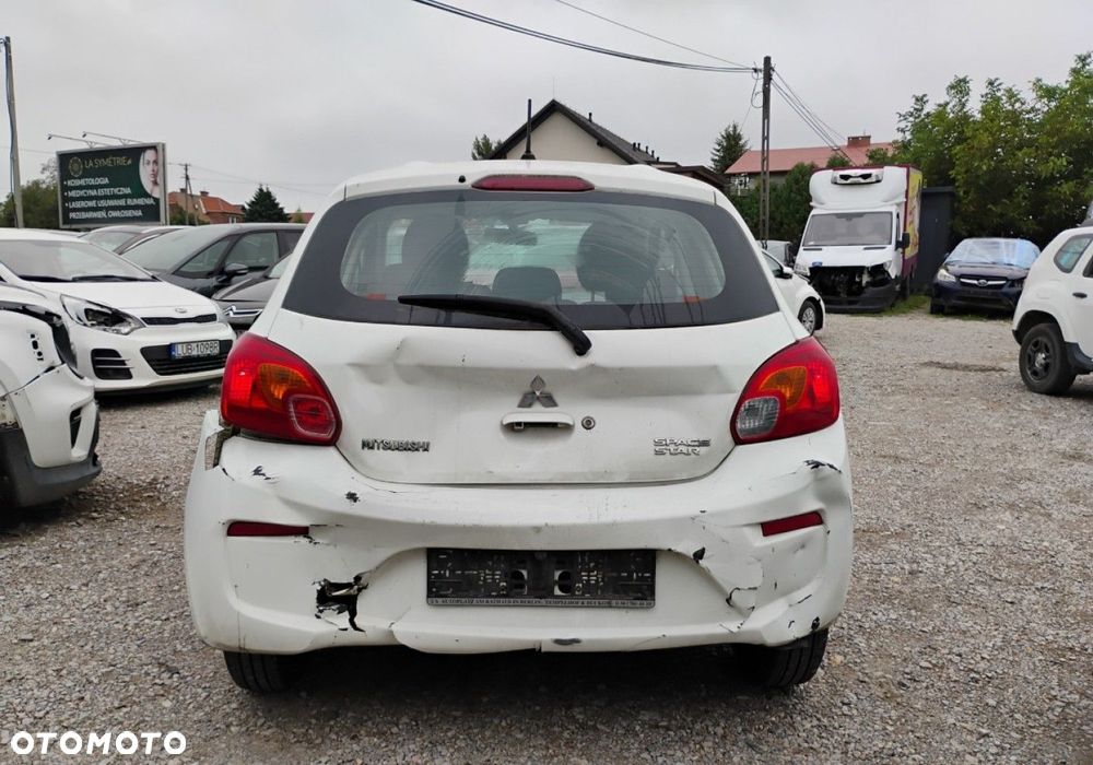 Mitsubishi Space Star - 18