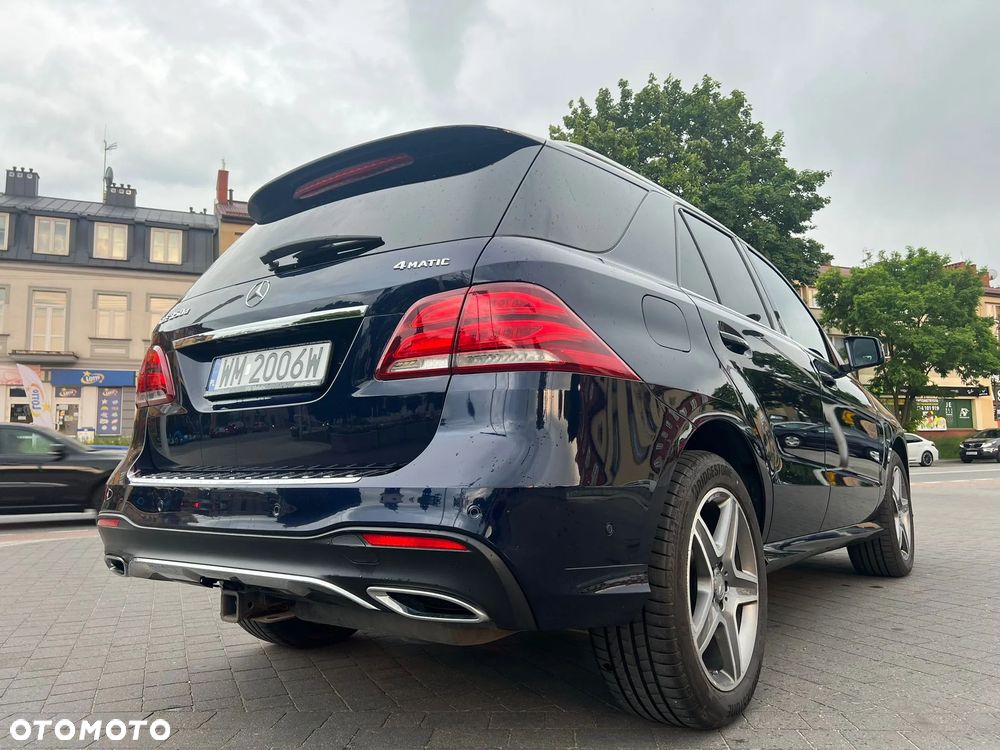 Mercedes-Benz GLE 350 d 4-Matic - 6