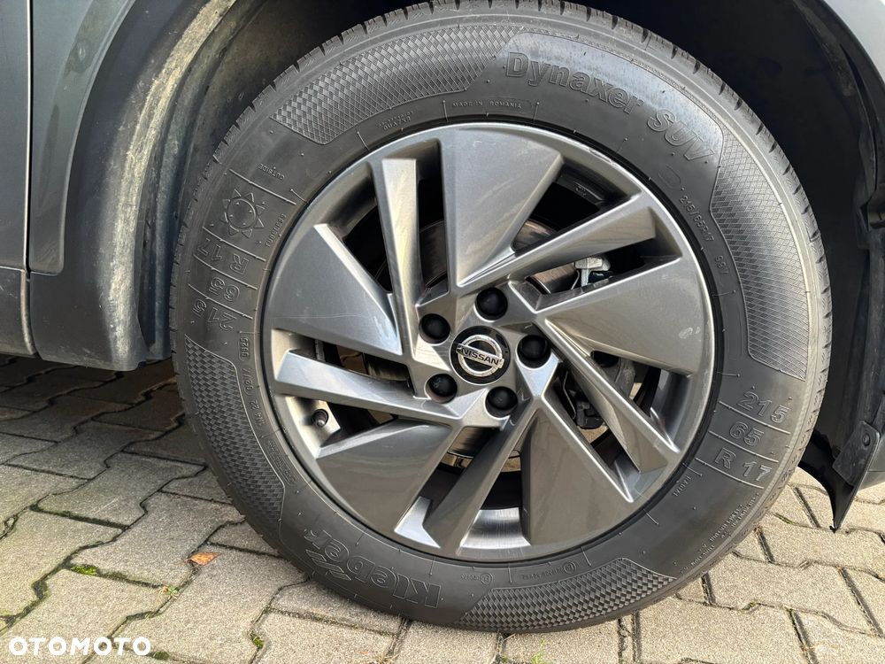 Nissan Qashqai 1.3 DIG-T ACENTA - 9