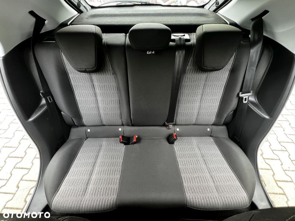 Opel Corsa 1.2 Direct Injection Turbo - 10