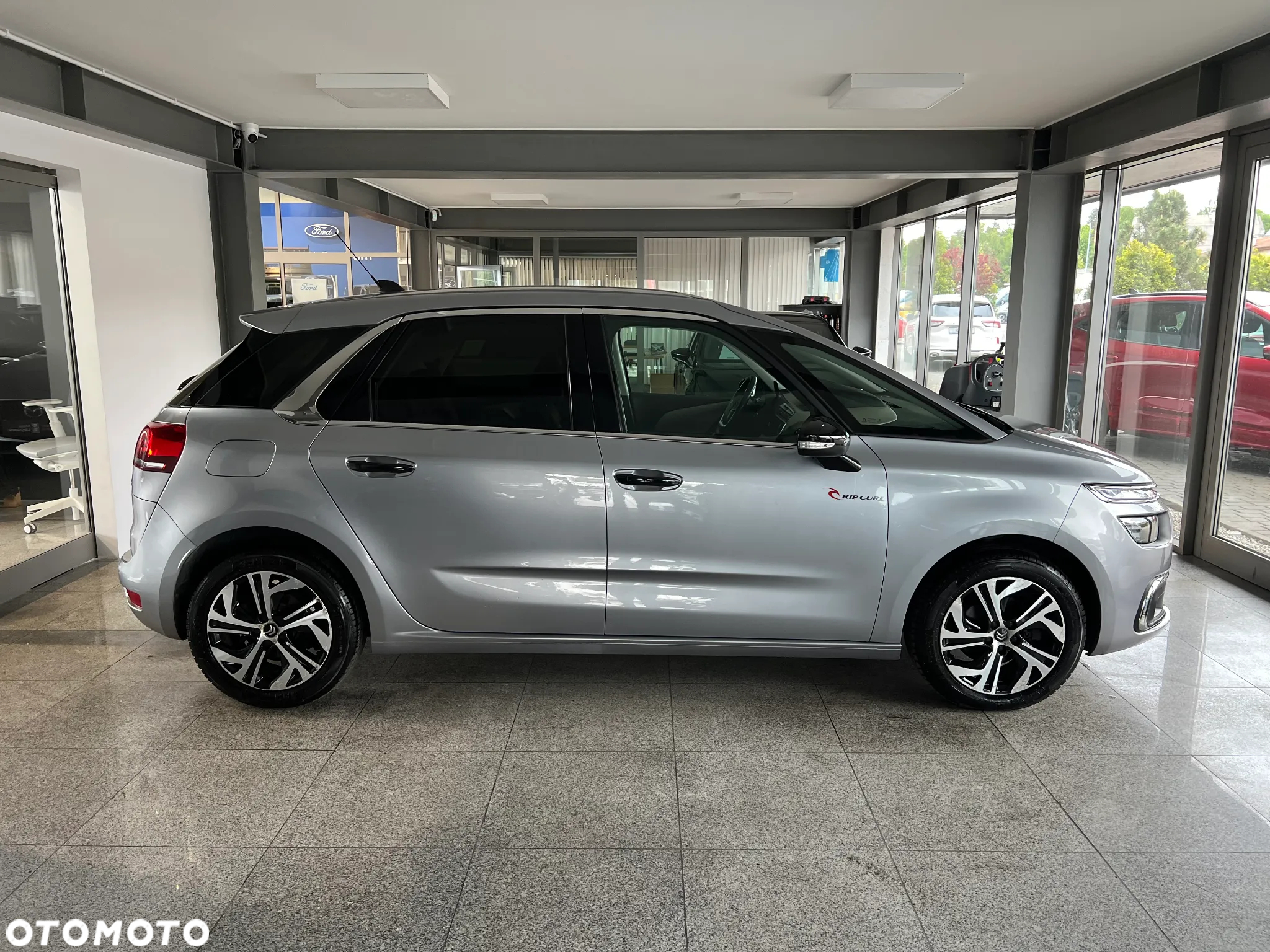 Citroën C4 SpaceTourer 1.2 PureTech Shine S&S EAT6 - 16