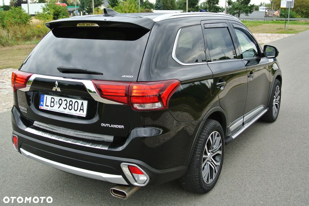 Mitsubishi Outlander 2.0 Intense 4WD CVT - 10