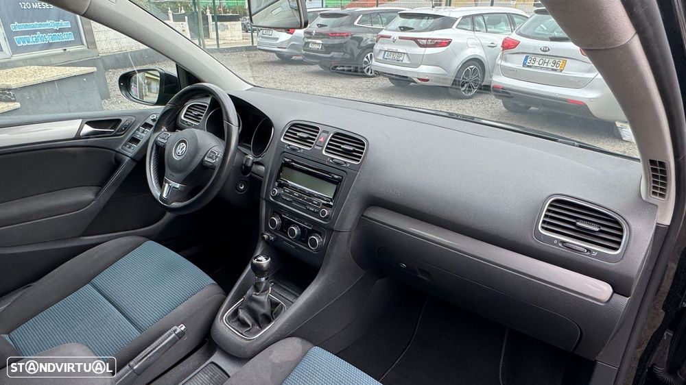 VW Golf 1.6 TDi Trendline BlueMotion - 13