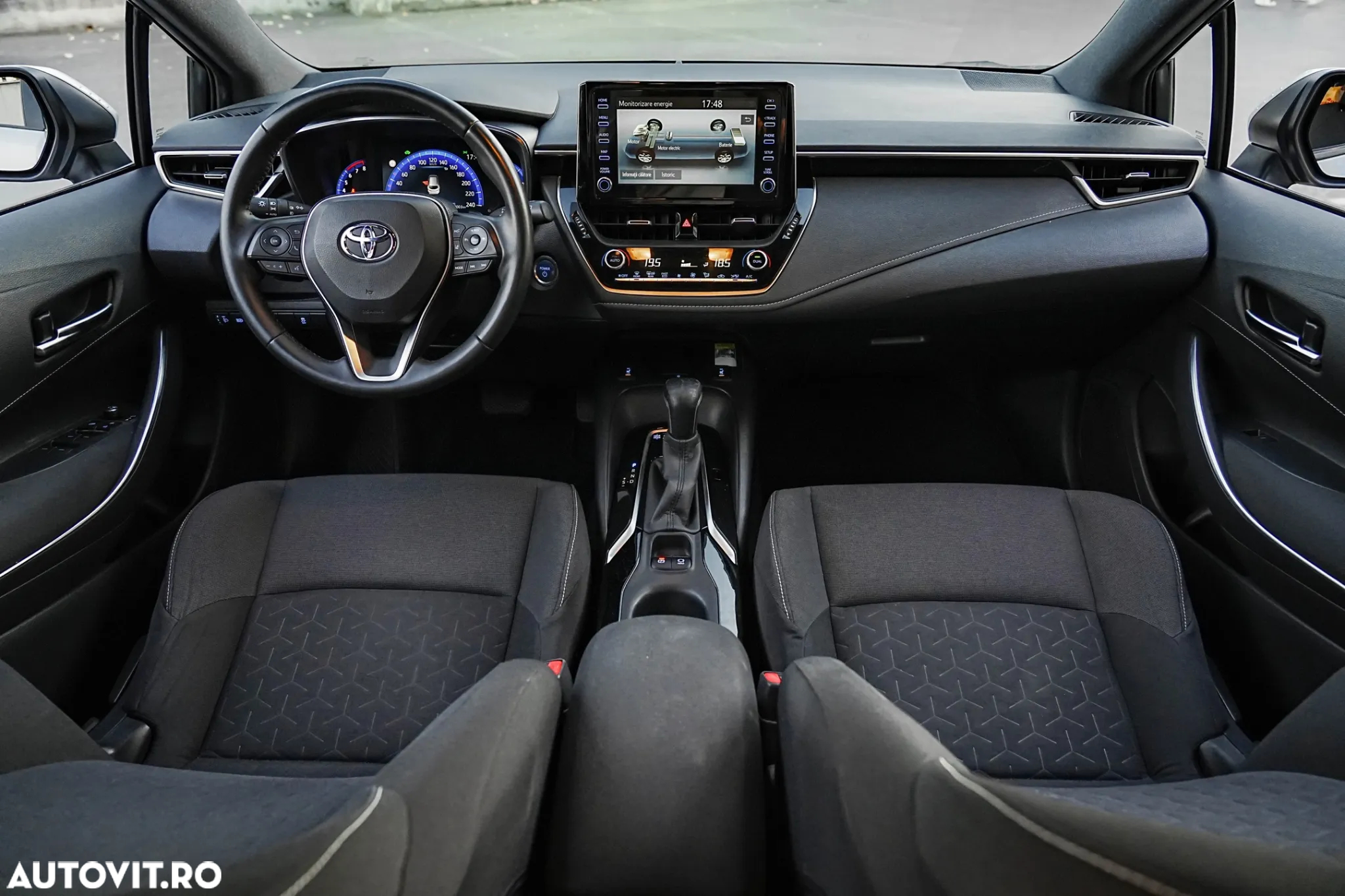 Toyota Corolla 2.0 HSD Exclusive - 4
