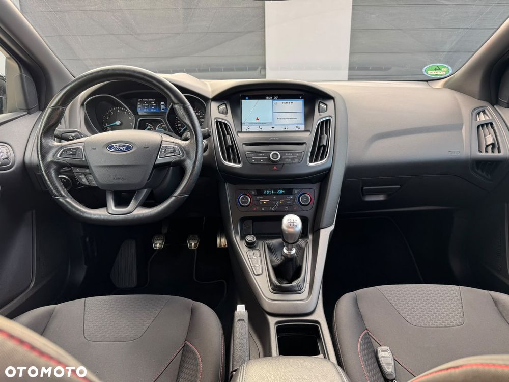 Ford Focus 1.0 EcoBoost ST-Line Black ASS - 15