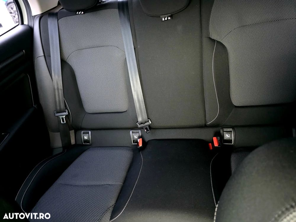 Renault Megane TCe Life - 15