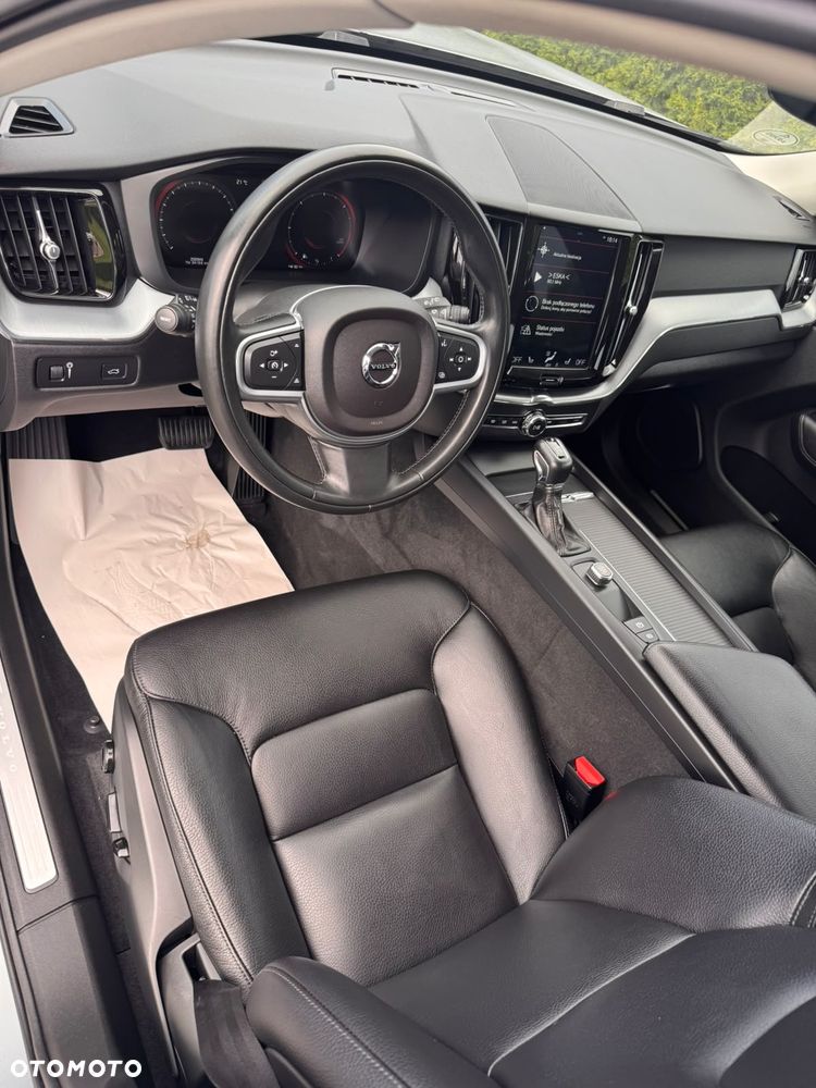 Volvo XC 60 D4 AWD Momentum - 20