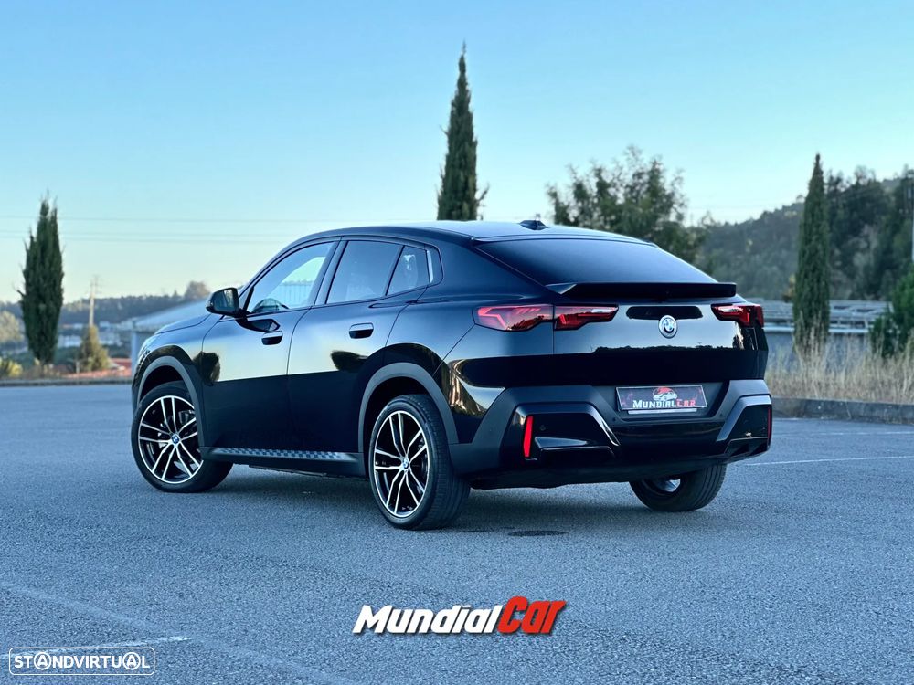 BMW iX2 eDrive20 - 11